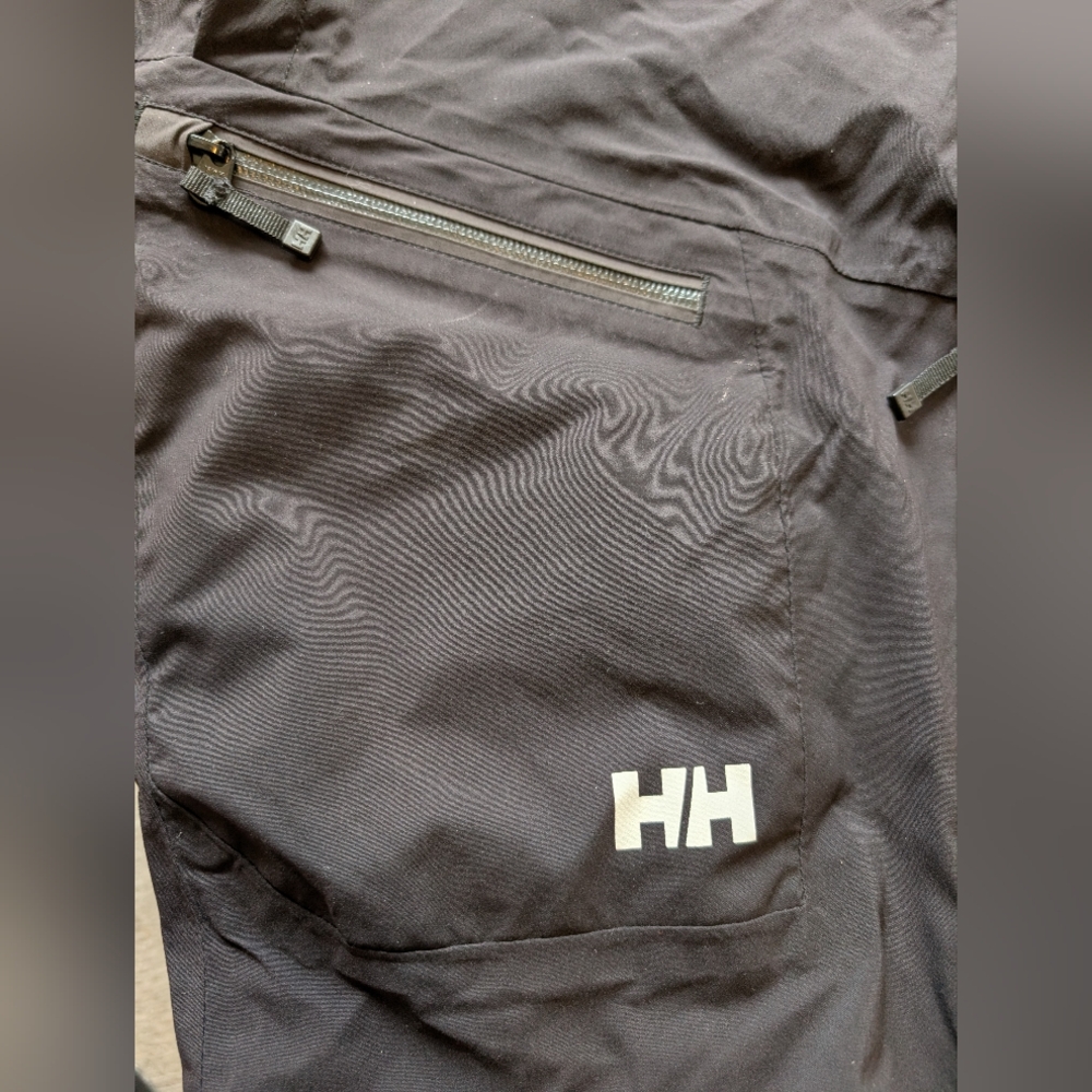 Helly Hansen ski/snowboard cargo pants XL